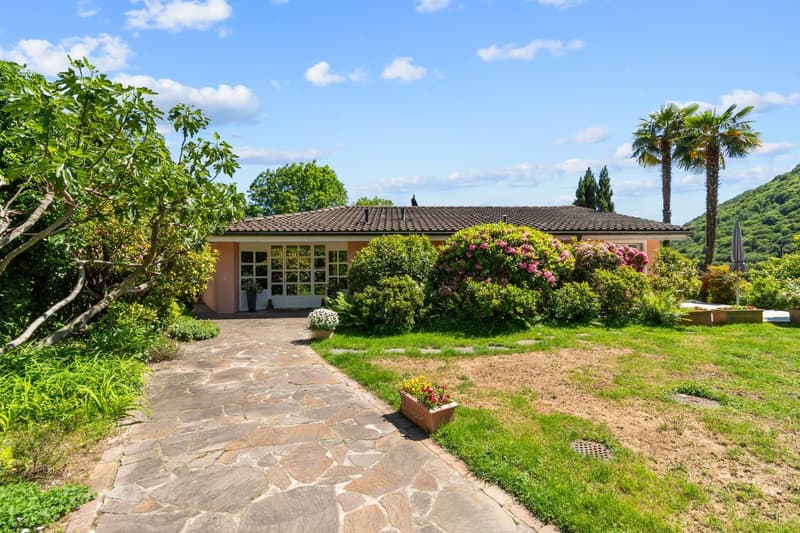 Villa a Curio - Lema con Piscina e Vista Panoramica (13)