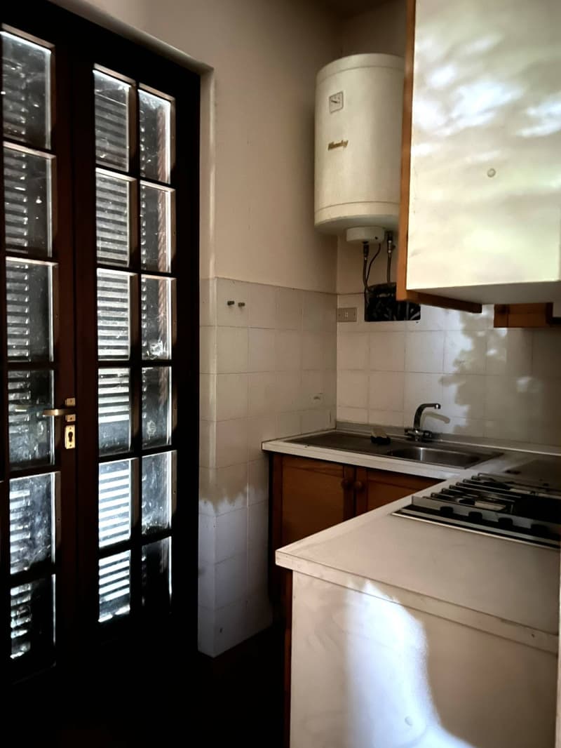 Tenuta con ampio terreno vicino Gallarate (Varese) (11)
