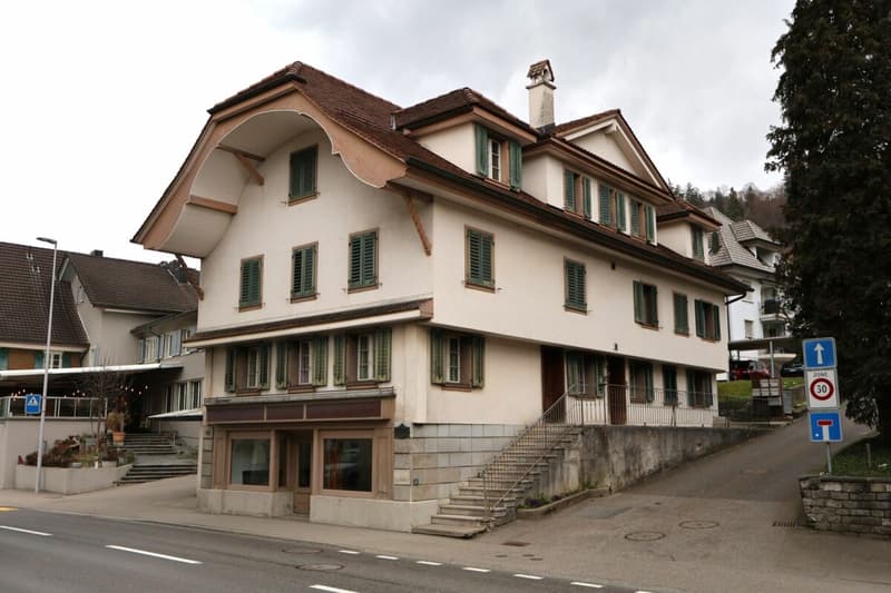 Mehrfamilienhaus mit Entwicklungspotenzial im Zentrum von Entlebuch (2)