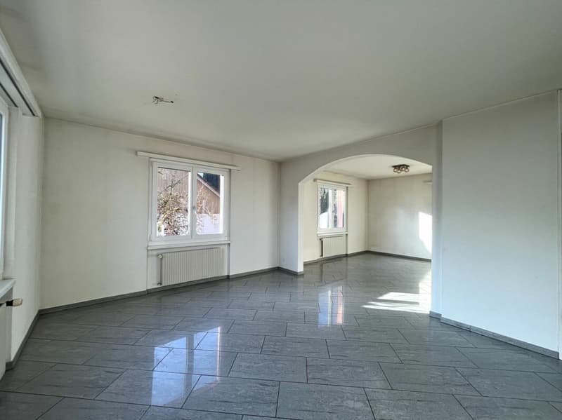 Einfamilienhaus mit Bachanstoss (4)