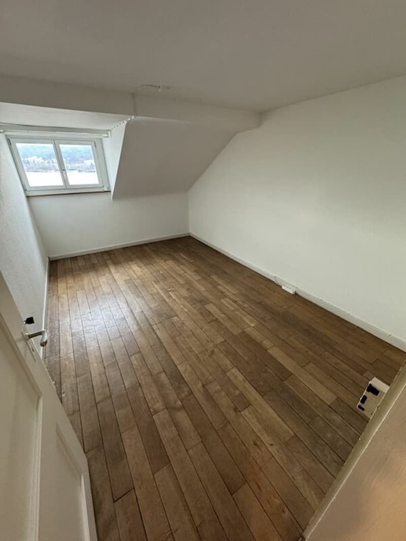 Mansarde-Zimmer mit Seeblick (2)