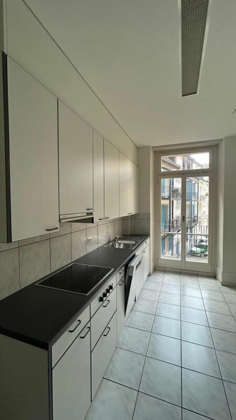 Befristetes Angebot Zentrale 4-Zimmerwohnung (8)