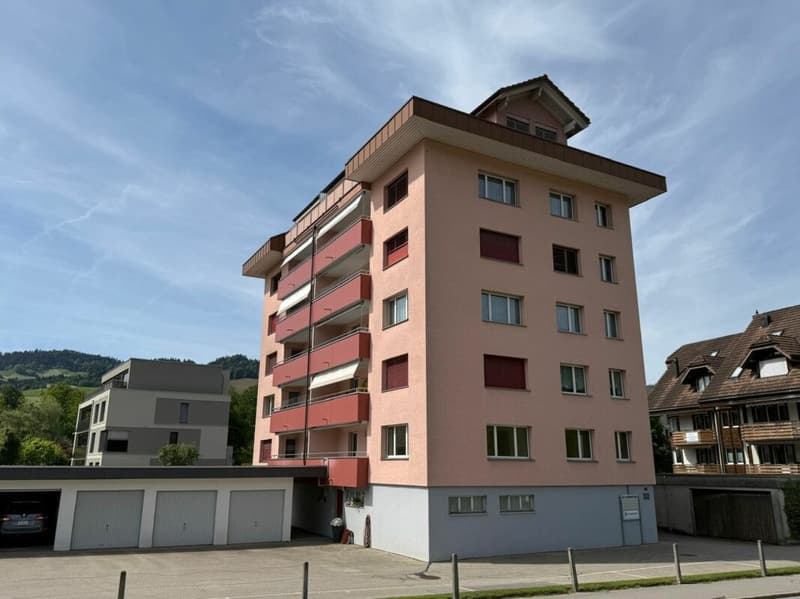 helle und sonnige 4.5-Zimmerwohnung in Schüpfheim (8)