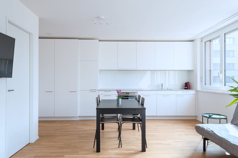 Moderne 2.5-Zimmer-Wohnung mit Balkon in Basel (8)