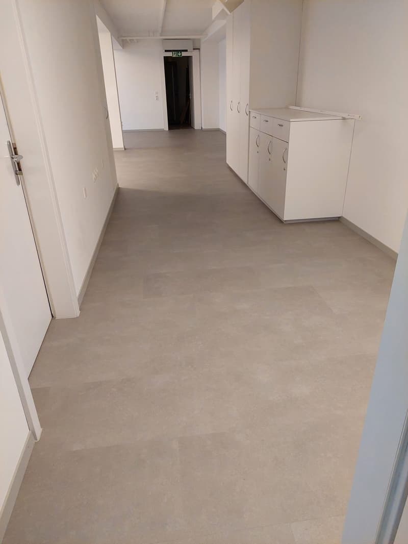 Büro- oder Gewerbeflächen zu vermieten (7)
