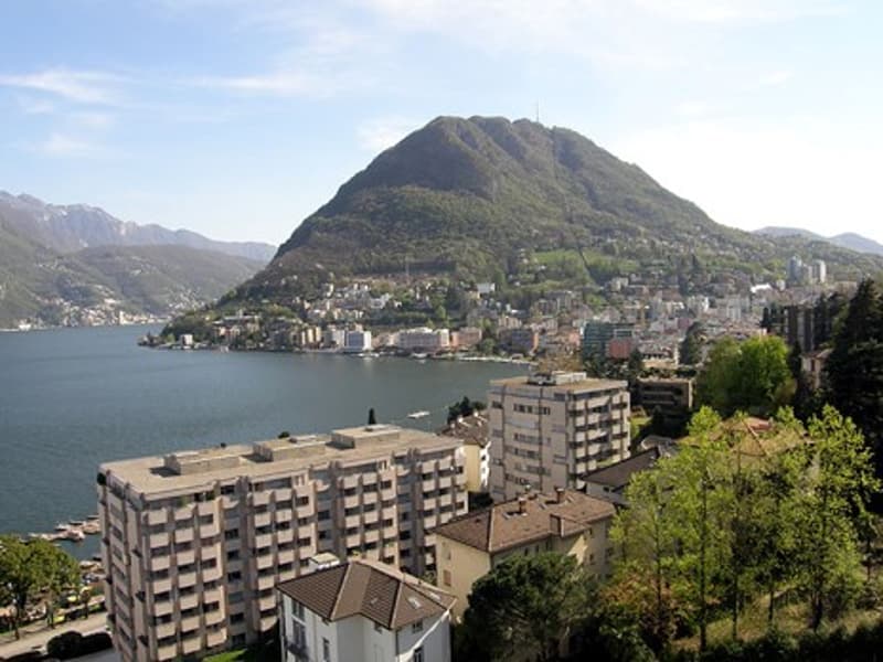Appartamento 2.5 locali, centro Lugano con splendida vista lago, arredato (7)