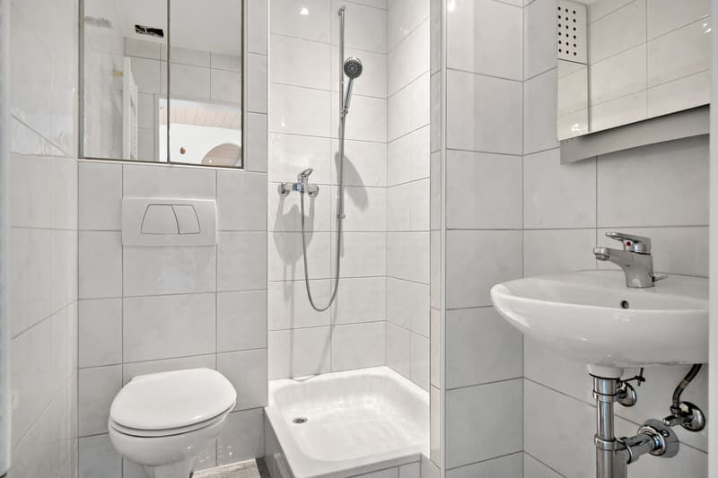 Bad mit Dusche