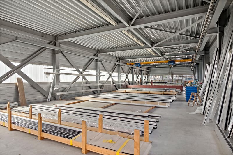 Erweiterungsbau mit Dytan Krananlage 1.6t