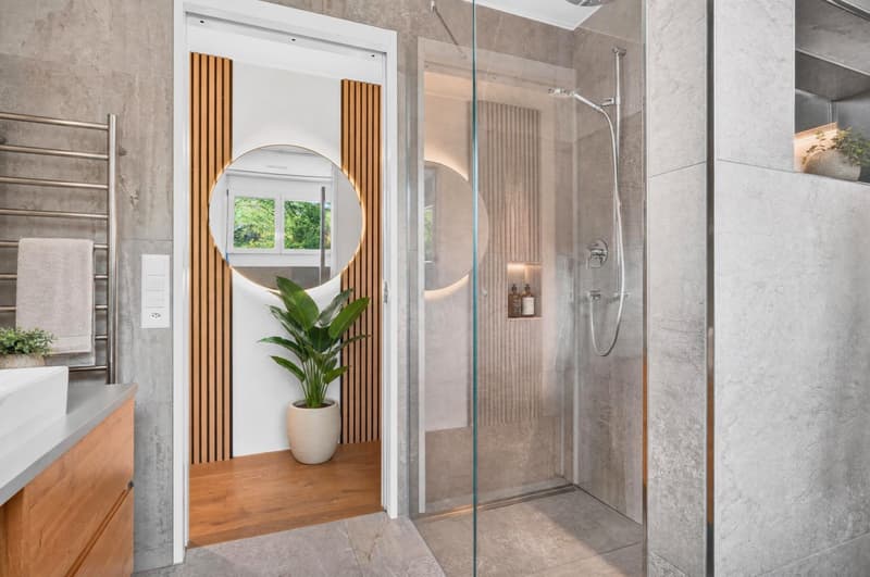 Modernes Bad en suite