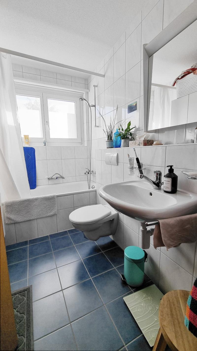 Freundliche 4-Zimmer-Wohnung an zentralter, ruhiger Lage (3)