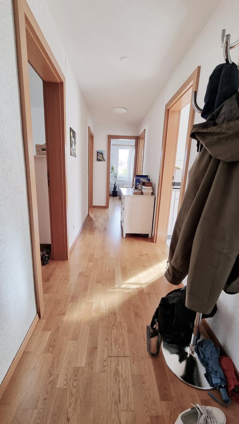 Freundliche 4-Zimmer-Wohnung an zentralter, ruhiger Lage (6)
