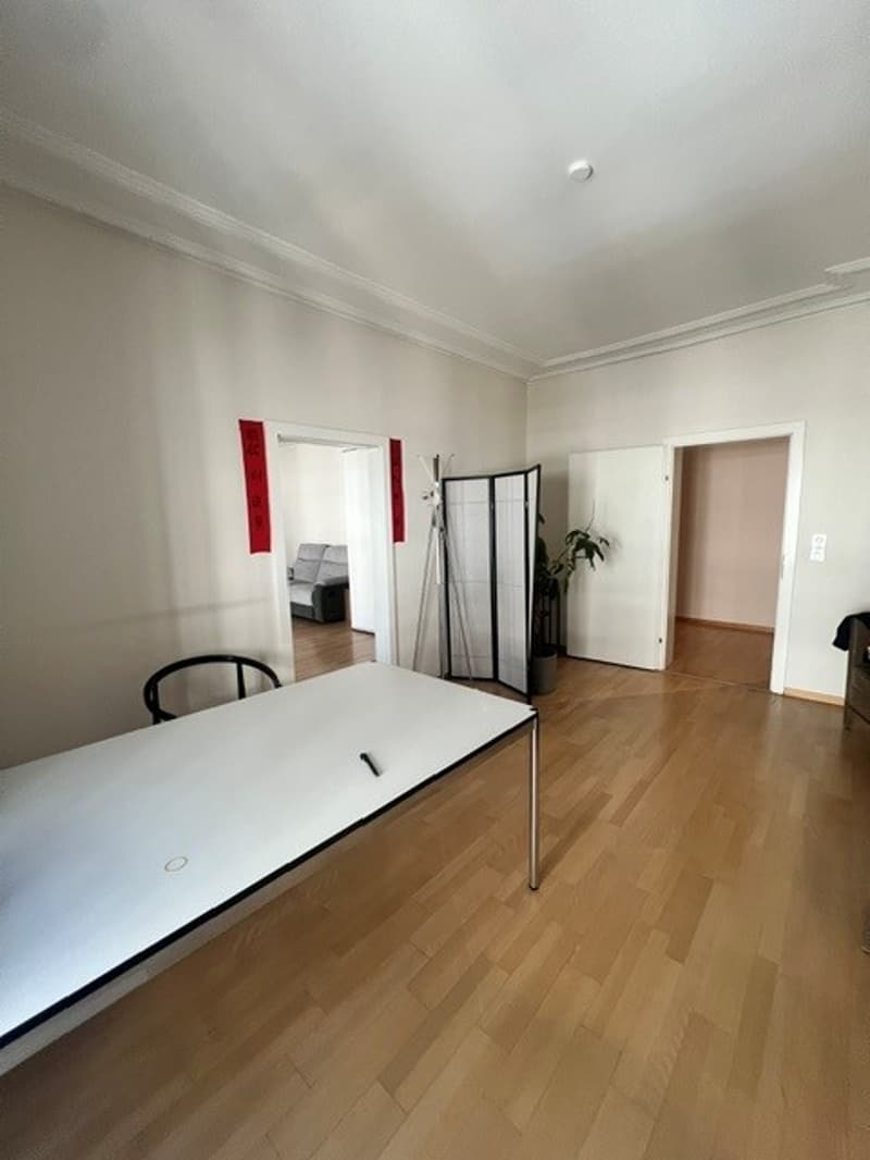 Attraktive 5-Zimmer-Büroräumlichkeit an zentraler Lage in Luzern (4)