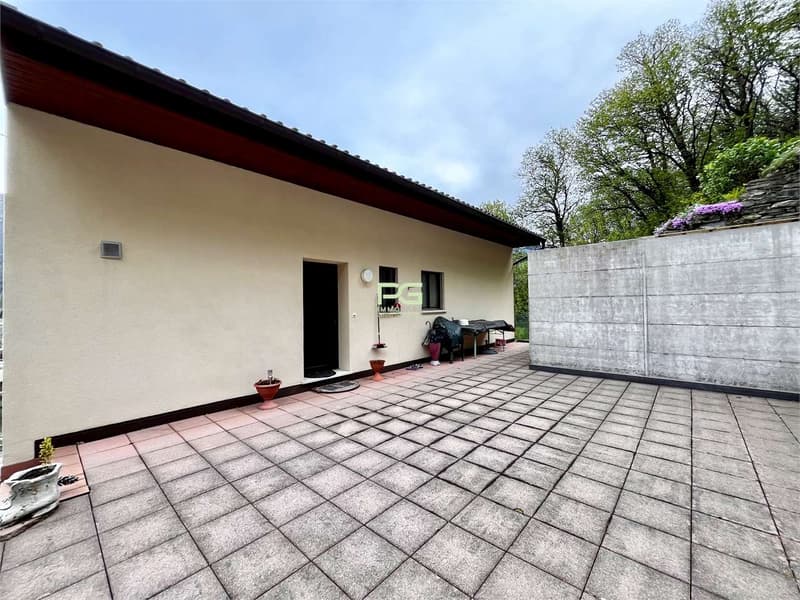 Casa bifamiliare con splendida vista (4)