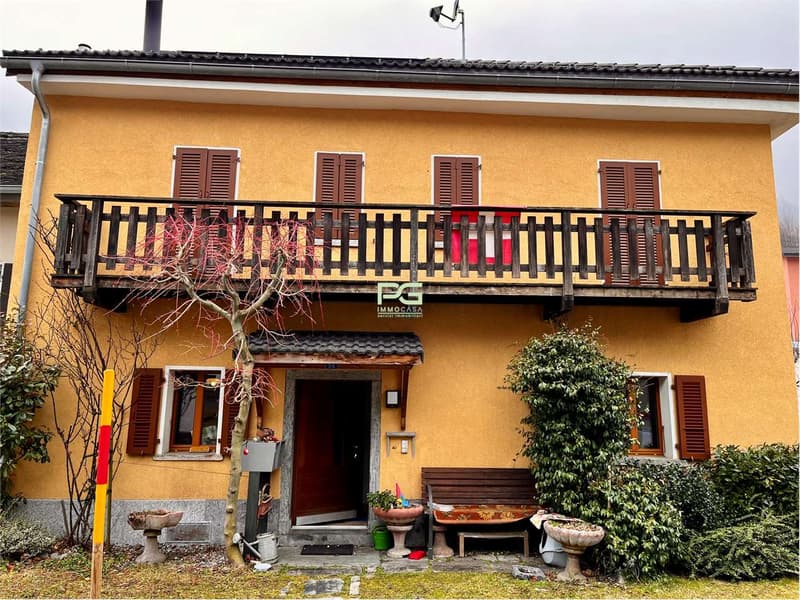 Casa bifamiliare a Mesocco (3)