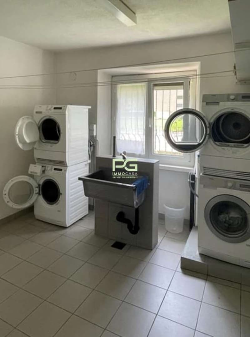Casa plurifamiliare in zona strategica (10)