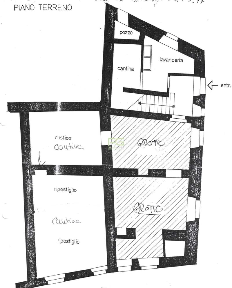 Casa plurifamiliare di nucleo vicino al lago in vendita (9)