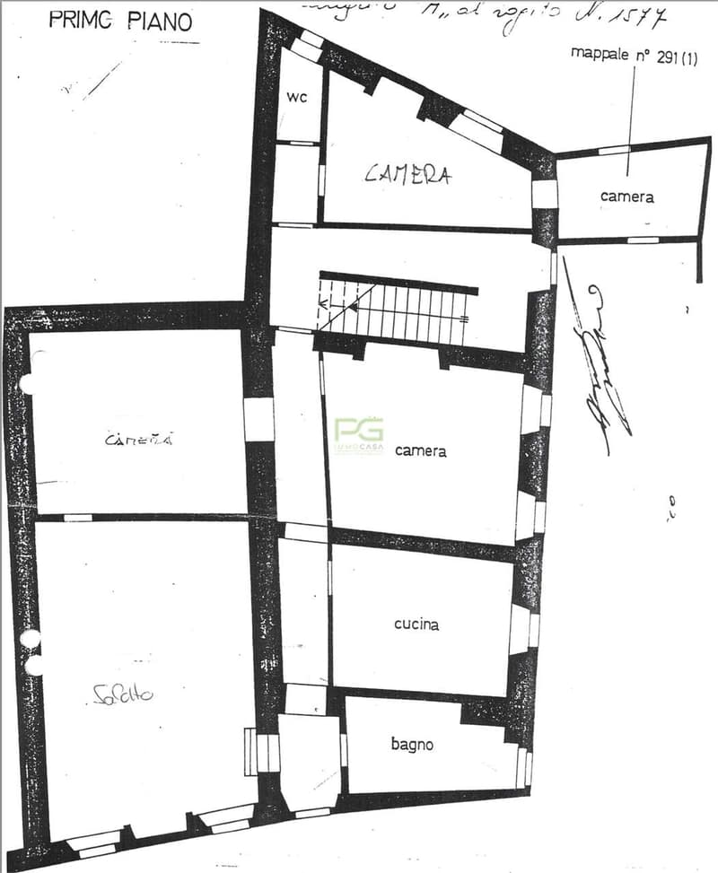 Casa plurifamiliare di nucleo vicino al lago in vendita (10)