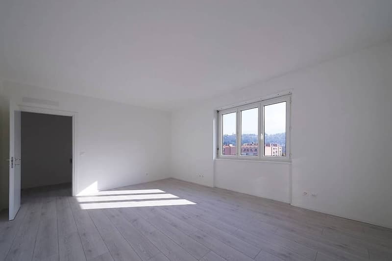 Attico, ampio e luminoso in centro a Chiasso (3)