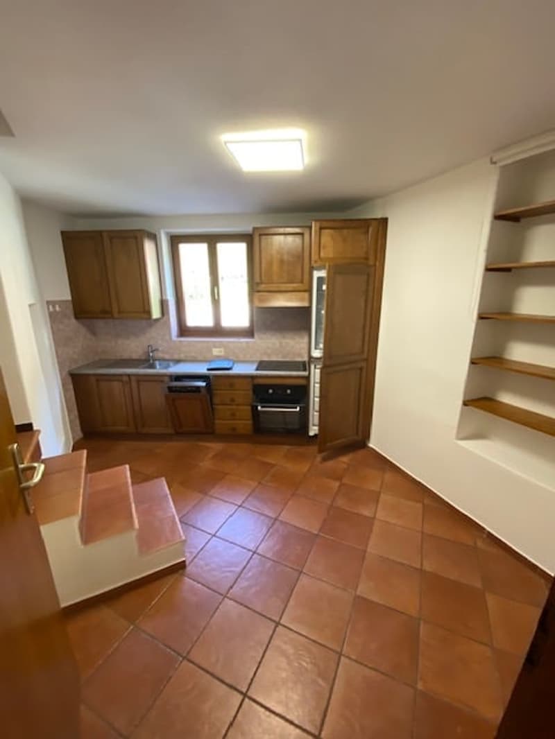 Splendido appartamento duplex 4.5 locali con terrazzo e vista panoramica (4)