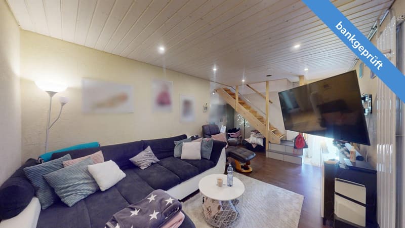 Wohnzimmer Hauptwohnung EG