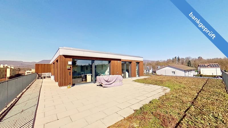Weitläufige Terrasse