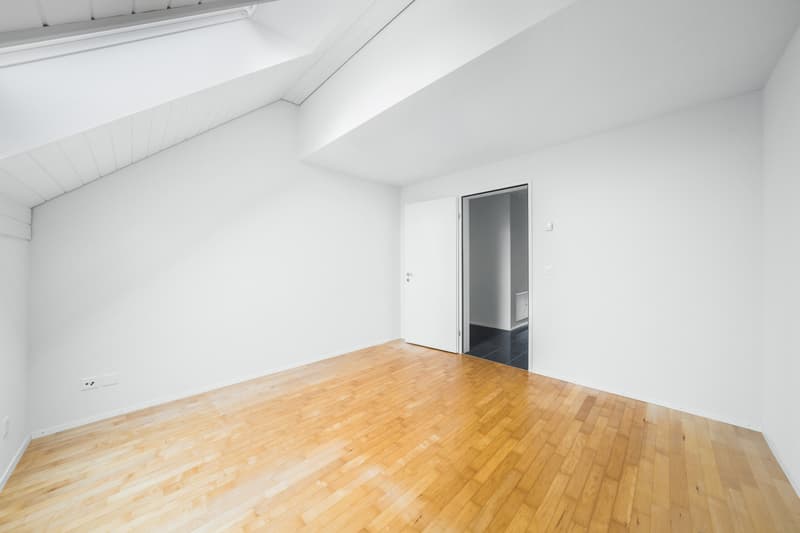 AgentSelly - 4.5-Zi.-Maisonette mit Galerie (6)