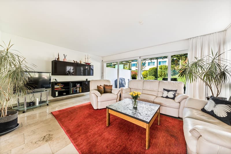 RESERVIERT: Wohnen mit Stil und Weitblick (5)