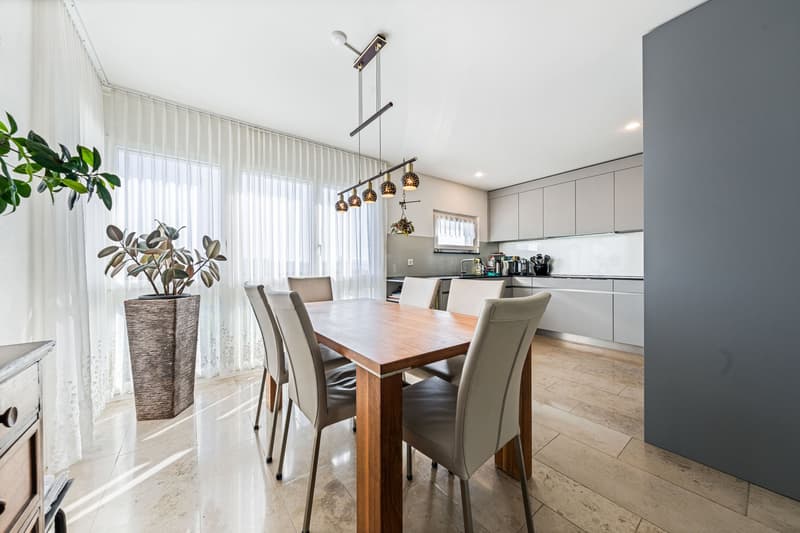 RESERVIERT: Wohnen mit Stil und Weitblick (8)