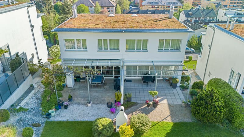 RESERVIERT: AgentSelly - Wohnen mit Stil und Weitblick (3)