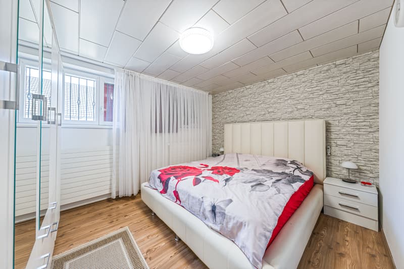 AgentSelly - Attraktives Haus mit viel Platz und Charme (7)
