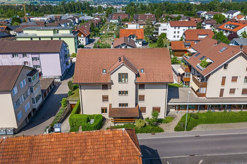 Charmante Wohnung mit Garten (8)