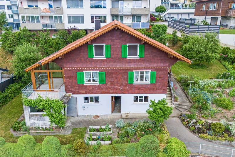 RESERVIERT: Wohntraum mit sonnigem Garten (5)