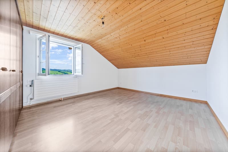 RESERVIERT: Wohntraum mit sonnigem Garten (8)