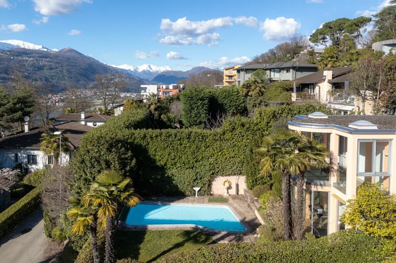 Splendida villa con piscina a Montagnola (9)