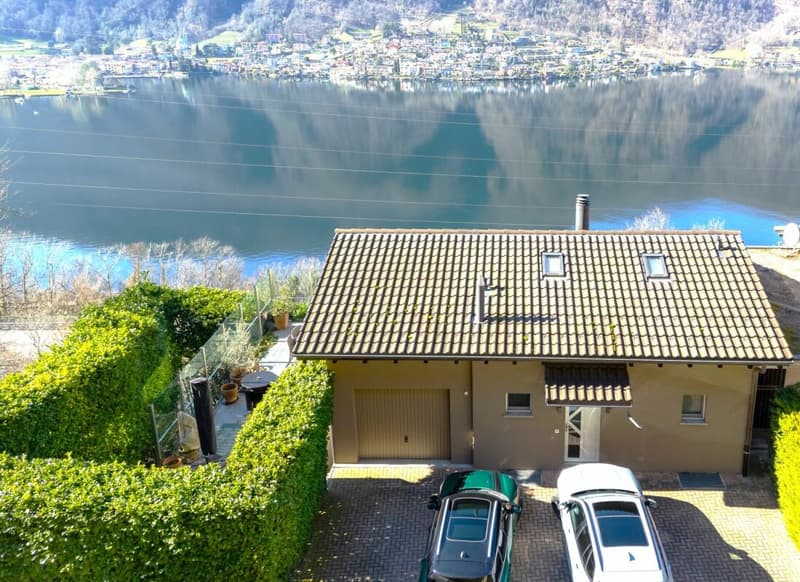 Esclusiva Casa immersa nella natura vista lago a 180° (3)