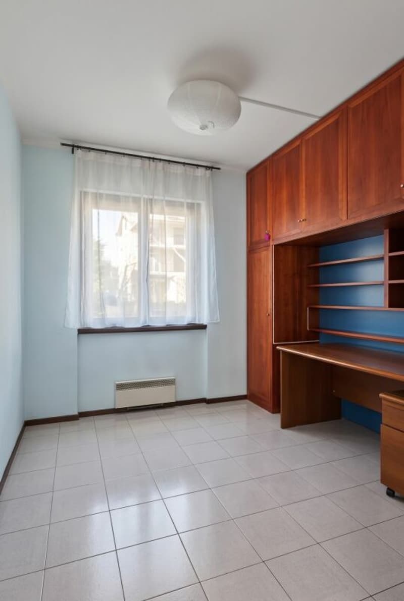 Casa con giardino e piscina condominiale (10)