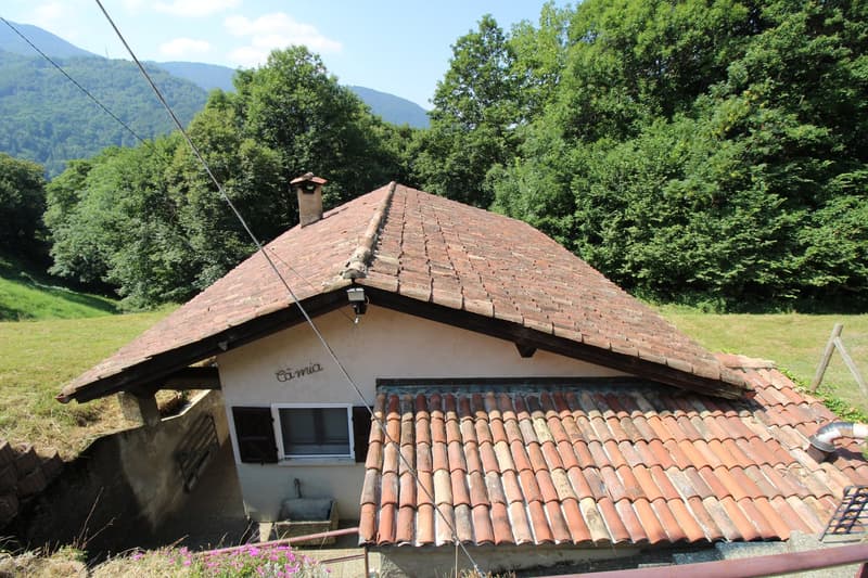 VALCOLLA - VENDESI CASA UNIFAMILIARE PARZ.  AMMOBILIATA (4)