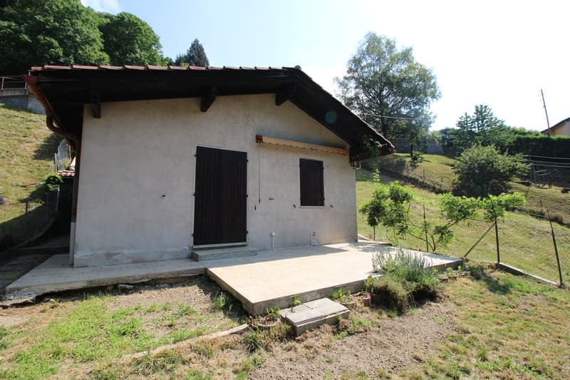VALCOLLA - VENDESI CASA UNIFAMILIARE PARZ.  AMMOBILIATA (3)