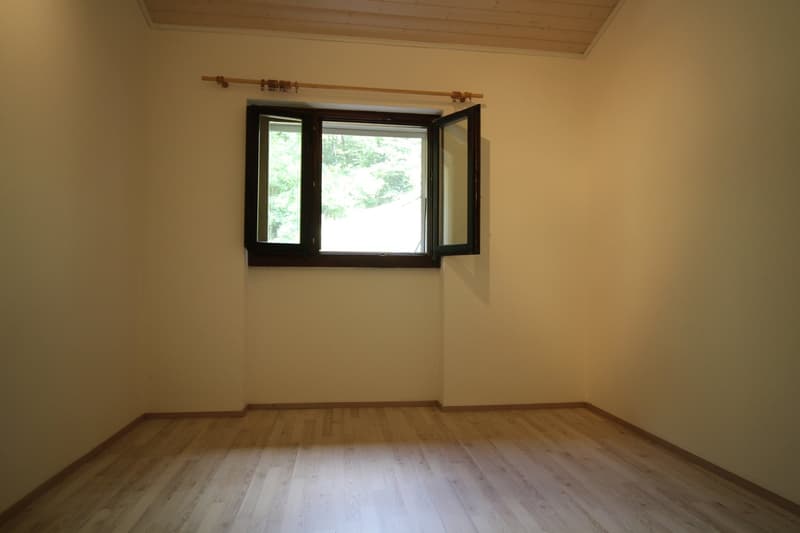 VALCOLLA - VENDESI CASA UNIFAMILIARE PARZ.  AMMOBILIATA (8)