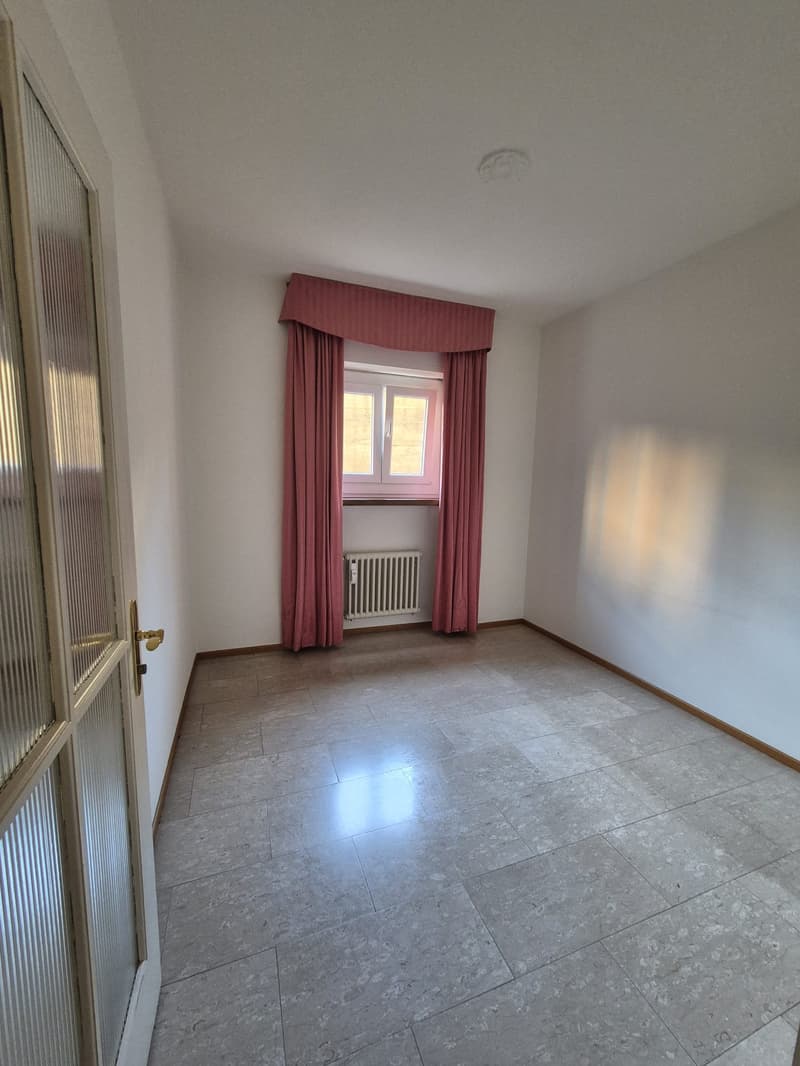 LUGANO CENTRO - AFFITTASI UFFICIO DI 4.5 LOCALI (7)
