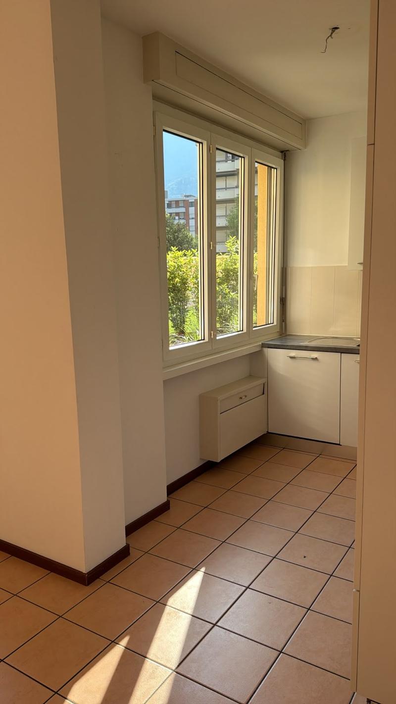 LUGANO - AFFITTASI APPARTAMENTO DI 3.5 LOCALI (5)