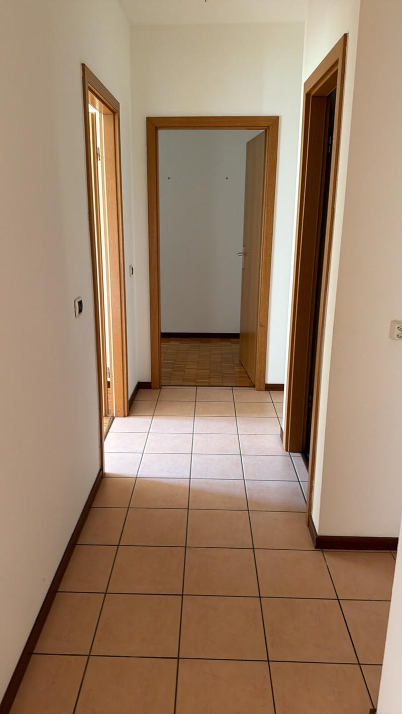 LUGANO - AFFITTASI APPARTAMENTO DI 3.5 LOCALI (2)