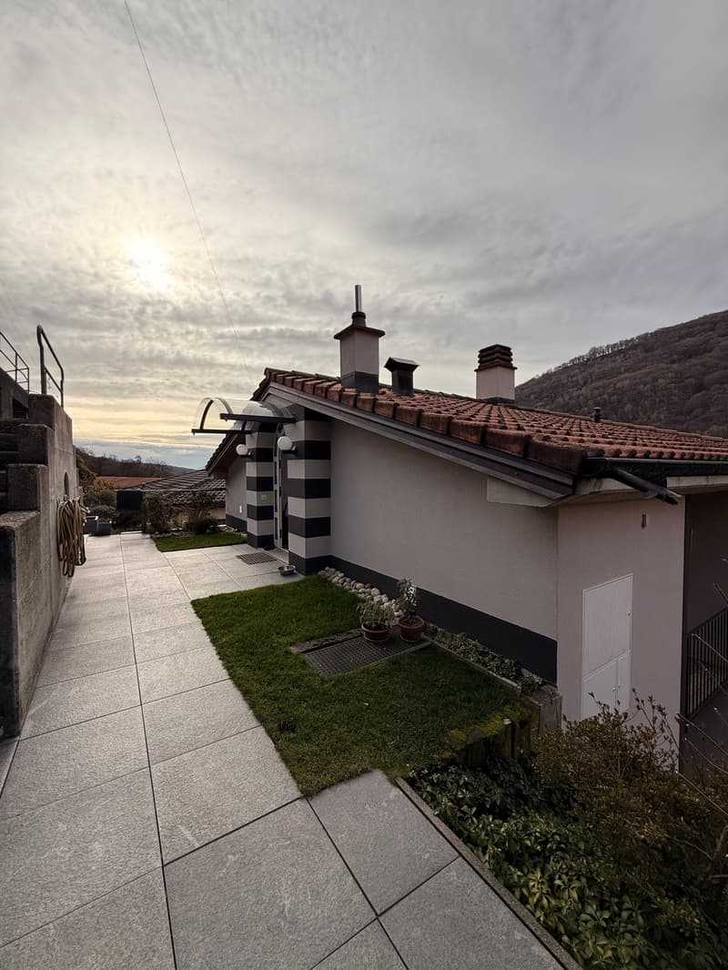 TESSERETE - VENDESI CASA UNIFAMILIARE CON VISTA PANORAMICA (19)