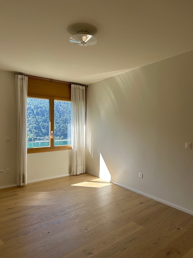 VICO MORCOTE - VENDESI VILLA UNIFAMILIARE DI 4.5 LOCALI CON VISTA PANORAMICA (14)