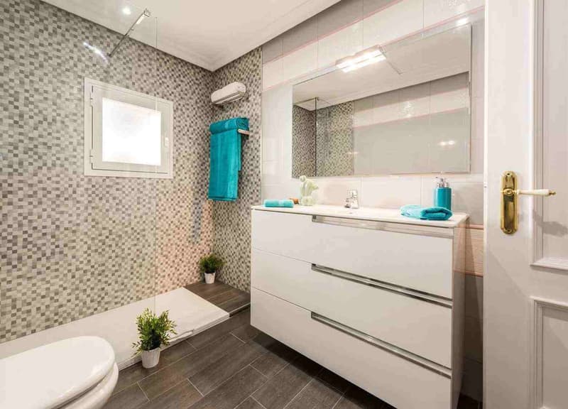Charmante 2-Zimmer-Wohnung an der Zürcher Altstadt – Rennweg 52 (3)