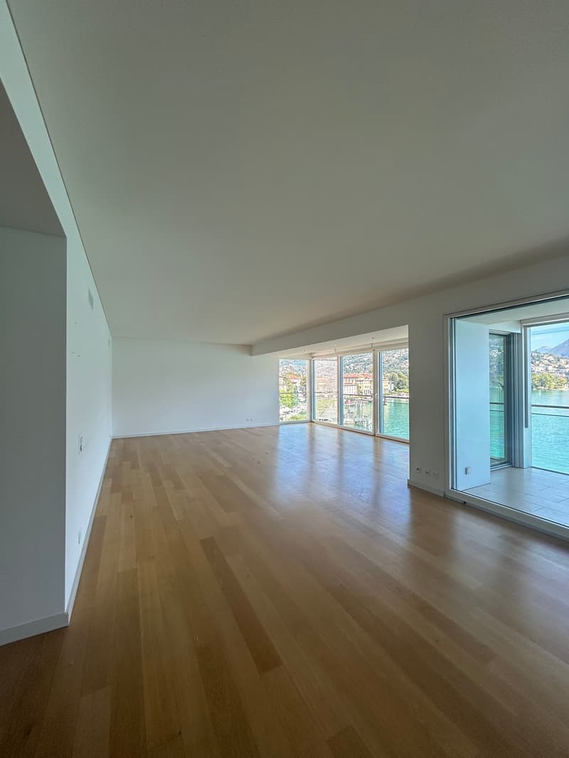 Elegante appartamento di 4.5 locali con vista lago a Lugano (2)