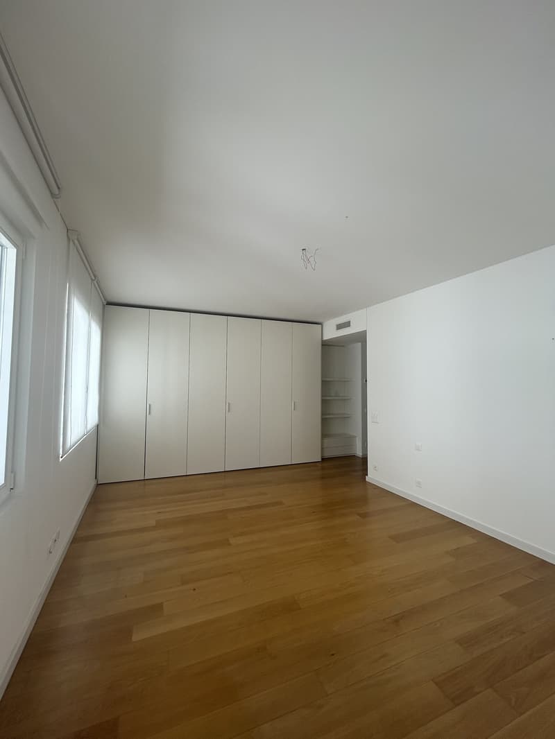 Elegante appartamento di 4.5 locali con vista lago a Lugano (12)