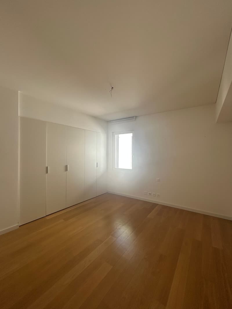 Elegante appartamento di 4.5 locali con vista lago a Lugano (8)