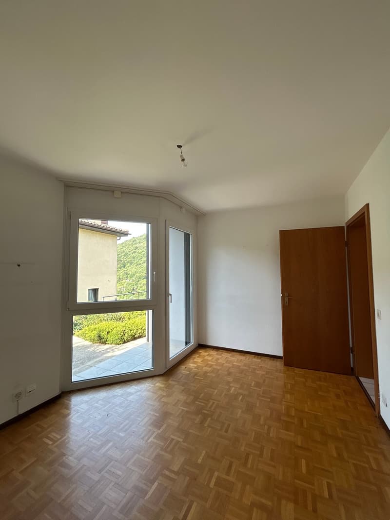 CAPRIASCA - AFFITTASI CASA UNIFAMILIARE CON GIARDINO (11)