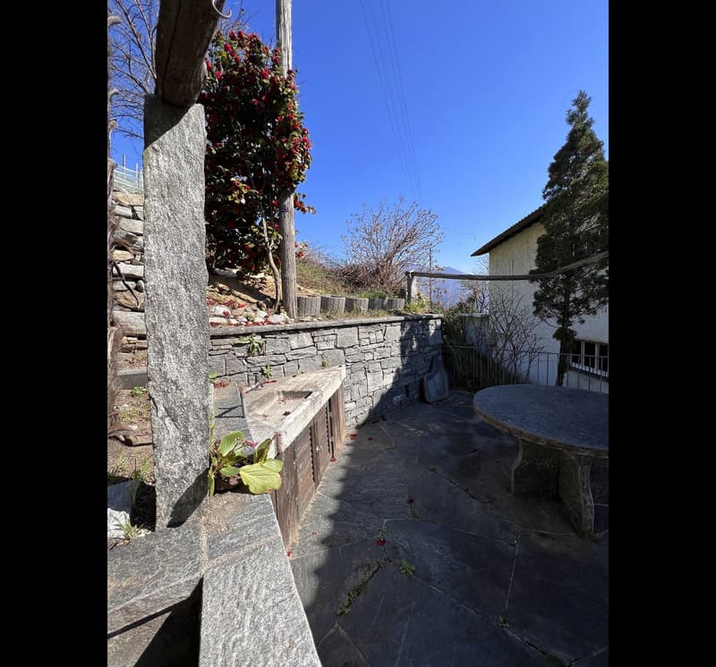 Appartamento con terrazza di 3.5 locali a Intragna – Vista panoramica e charme ticinese (8)